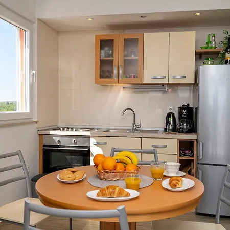 Seaview & Balcony Petra Διαμέρισμα *