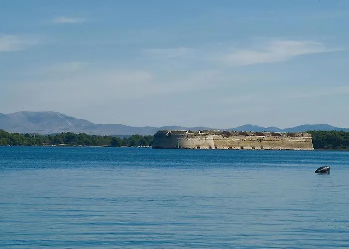 Seaview & Balcony Petra * Jadrija