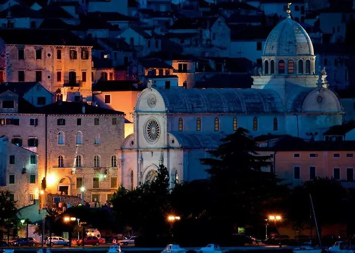 Seaview&balcony Petra *