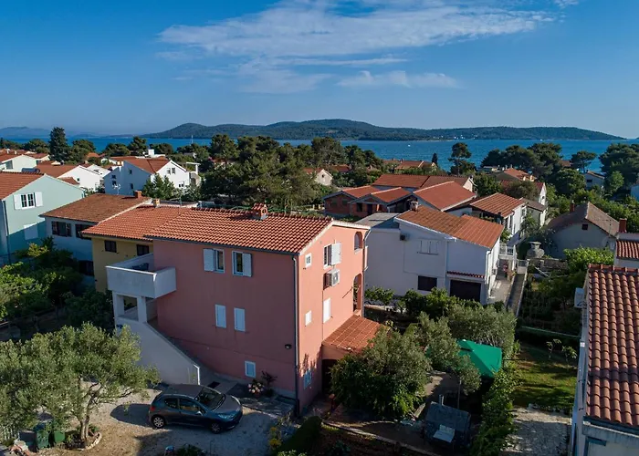 Seaview & Balcony Petra * Jadrija